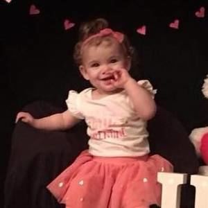 Meet your Posher, Holly